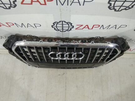 Решетка радиатора Audi Q3 8U
