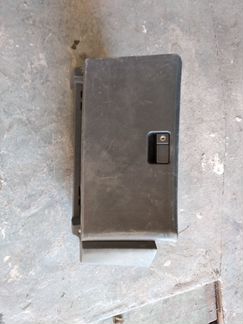 Бардачок перчаточный ящик Lexus RX300