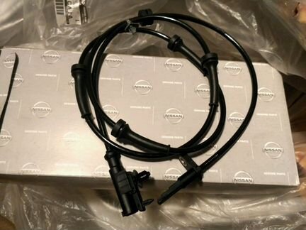 Датчик ABS передний infiniti G25 G35 G37 V36