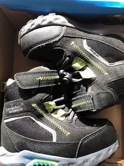 Зимние ботинки