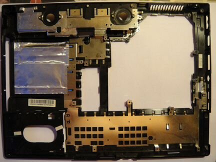 Asus F3J нижняя часть (поддон, корыто) в идеале