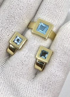 Золотой комплект с топазами