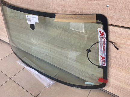 Стекло лобовое Mitsubishi Pajero Sport 1 K90W 3.0