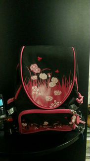 Рюкзак школьный с ортопедической спинкой