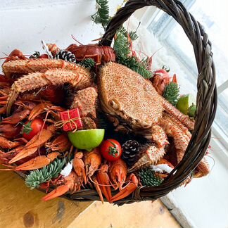 Букет из раков и краба