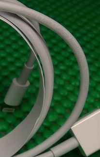 Кабель Apple Lightning новый оригинал