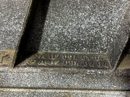 Корпус воздушного фильтра Mercedes E-Class W210