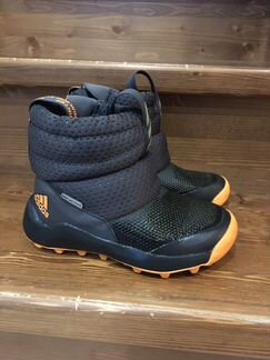 Утепленные зимние сапоги adidas