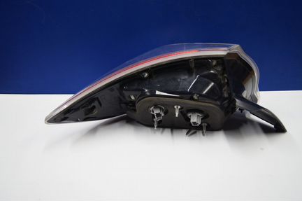 Фонарь задний правый мазда 3 бл хэтчбек bCW951150D