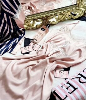 Пижама Victoria Secret халат + сорочка