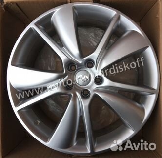 Диски на Infiniti FX35 / FX45 R20