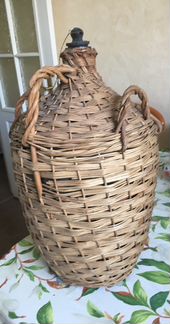 Кувшин в оплётке