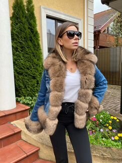 Джинсовая утеплённая куртка с мехом песца