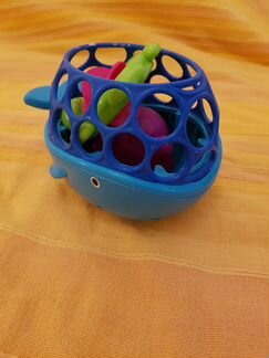 Игрушки для купания от рождения до 3 лет