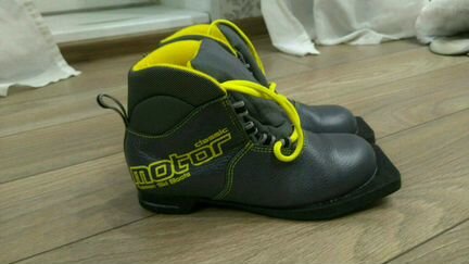 Лыжные ботинки, 35