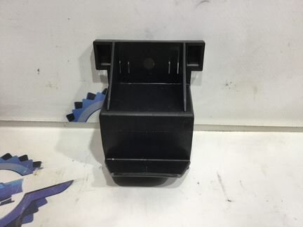 Кронштейн крепления фары правый Mazda 3 BL