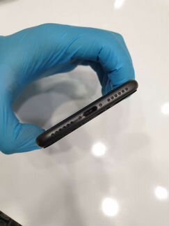 Телефон iPhone 8 64gb