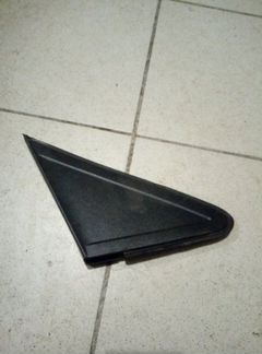 Уголок зеркала передний правый Ford Focus CB4 chba