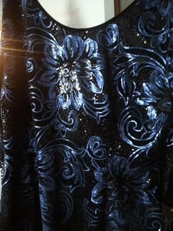 Новое шикарное бархатное платье