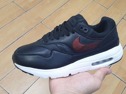 Кроссовки Женксие