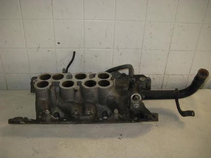 Впускной коллектор land Discovery 2 бензин