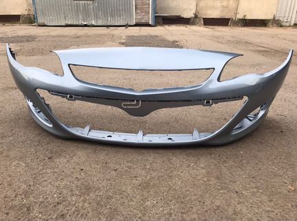 Бампер передний Opel Astra J 2013