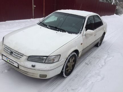 Toyota Camry 2.2 МТ, 1997, 540 000 км