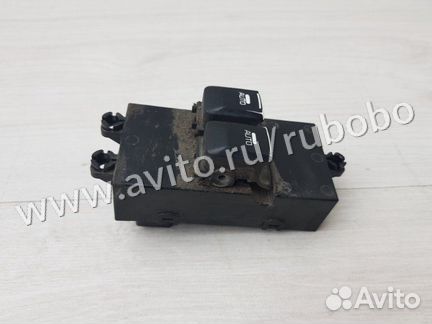 Блок управления стеклоподъемниками Kia Ceed JD