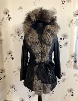 Куртка пуховик с мехом Италия