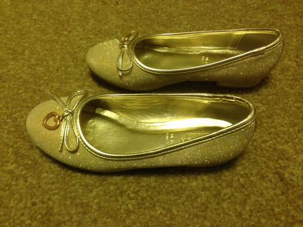 Праздничные туфли monsoon р.32