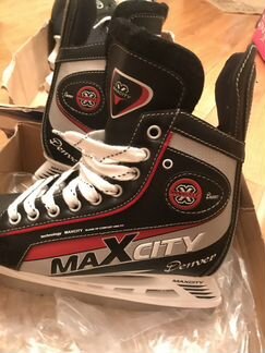 Мужские коньки бренда MaXcity