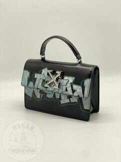 Женская кожаная сумка от Off-White с принтом