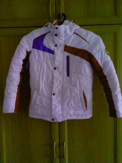 Продам балониевый костюм демисезонный для девочки