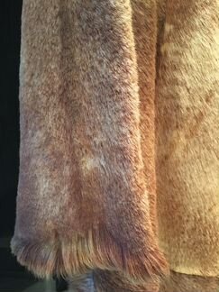 Пальто из меха козлика