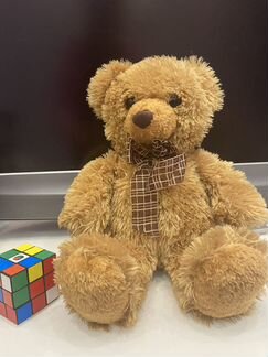 Плюшевый медведь