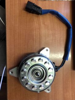 Мотор вентилятора охлаждения двигателя Mitsubishi