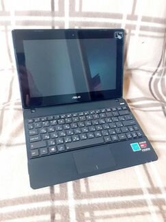 Нетбук Asus 10.1 тачскрин с дефектом A4/320GB