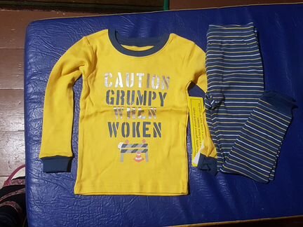 Пижама carters 3T новая