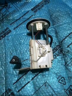 Насос топливный электрический toyota Camry V50 2