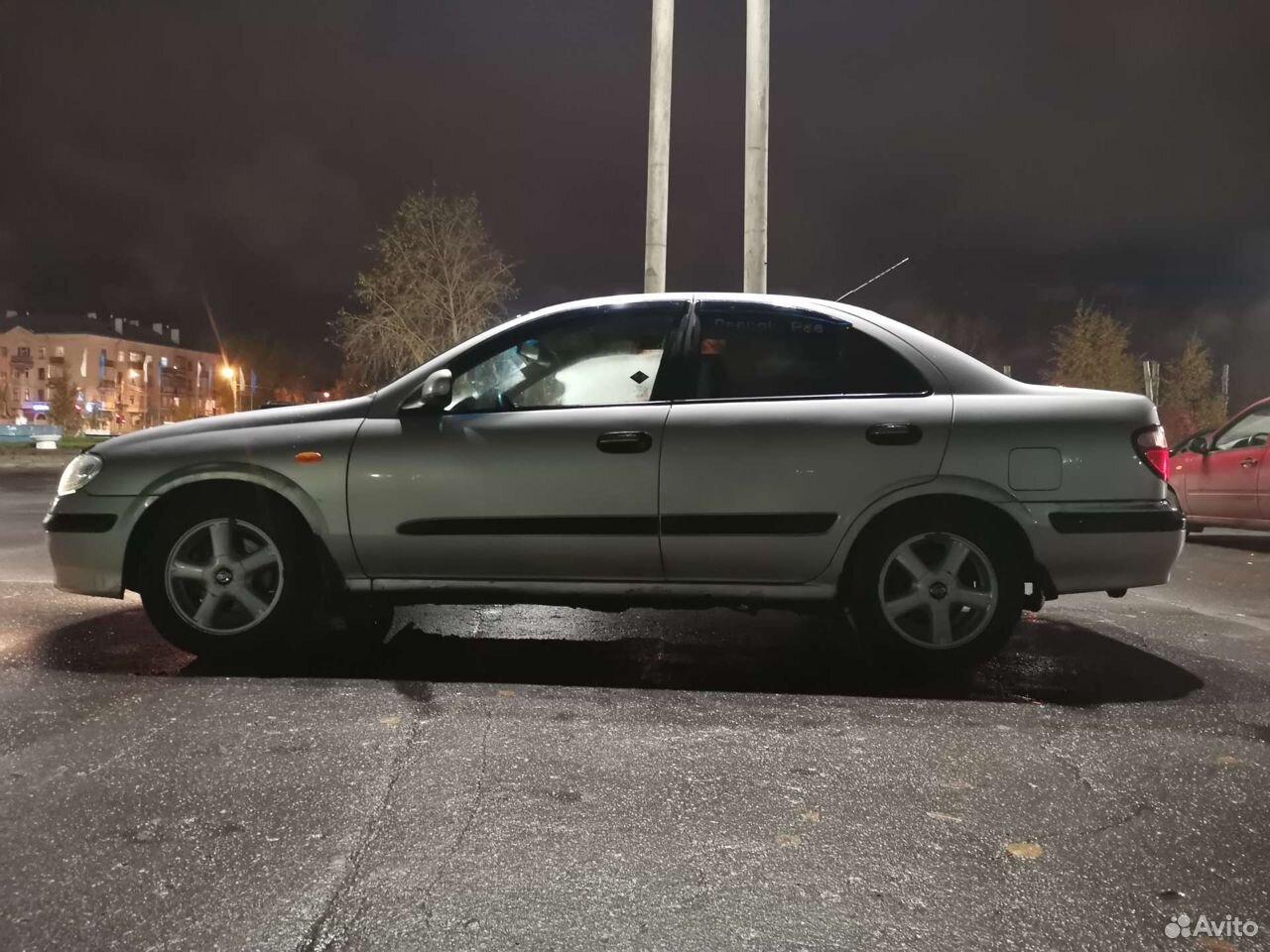 Nissan Almera, 2001