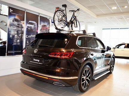 Volkswagen Touareg 3.0 AT, 2020