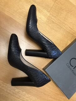 Туфли Calvin Klein новые Р.38