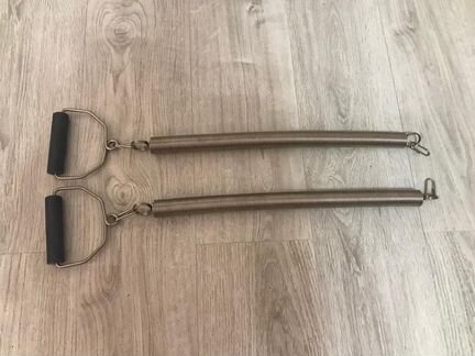 Экспандер-пружина для рук