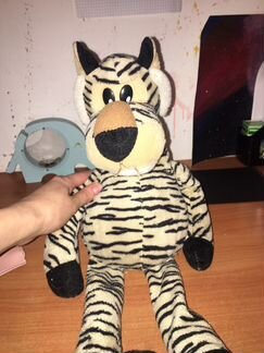 Плюшевая игрушка