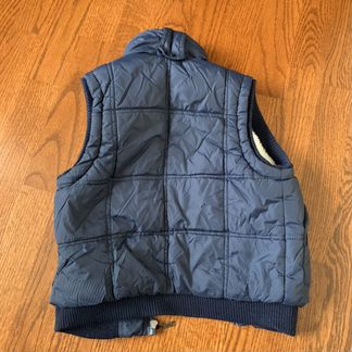 Жилетка на мальчика