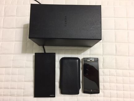 Vertu signature T