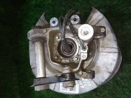 Кулак задний задний левый Bmw 535Xi E60 N54 2007