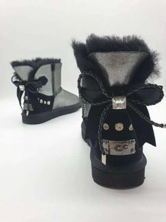 Угги обливные кожаные черные блестящие