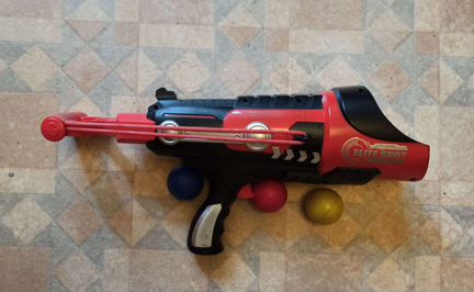 Бластер для снежков