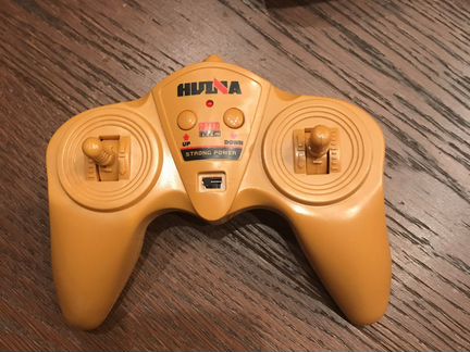 Экскаватор на пульте управления